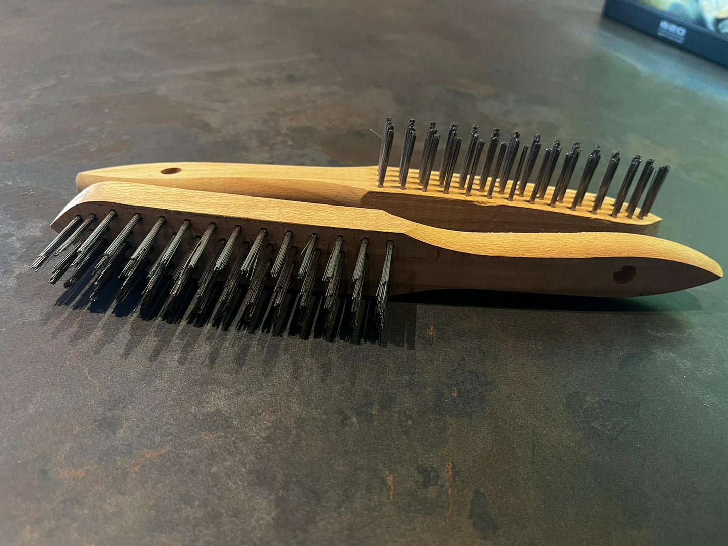 Wire Brush (With Handle)